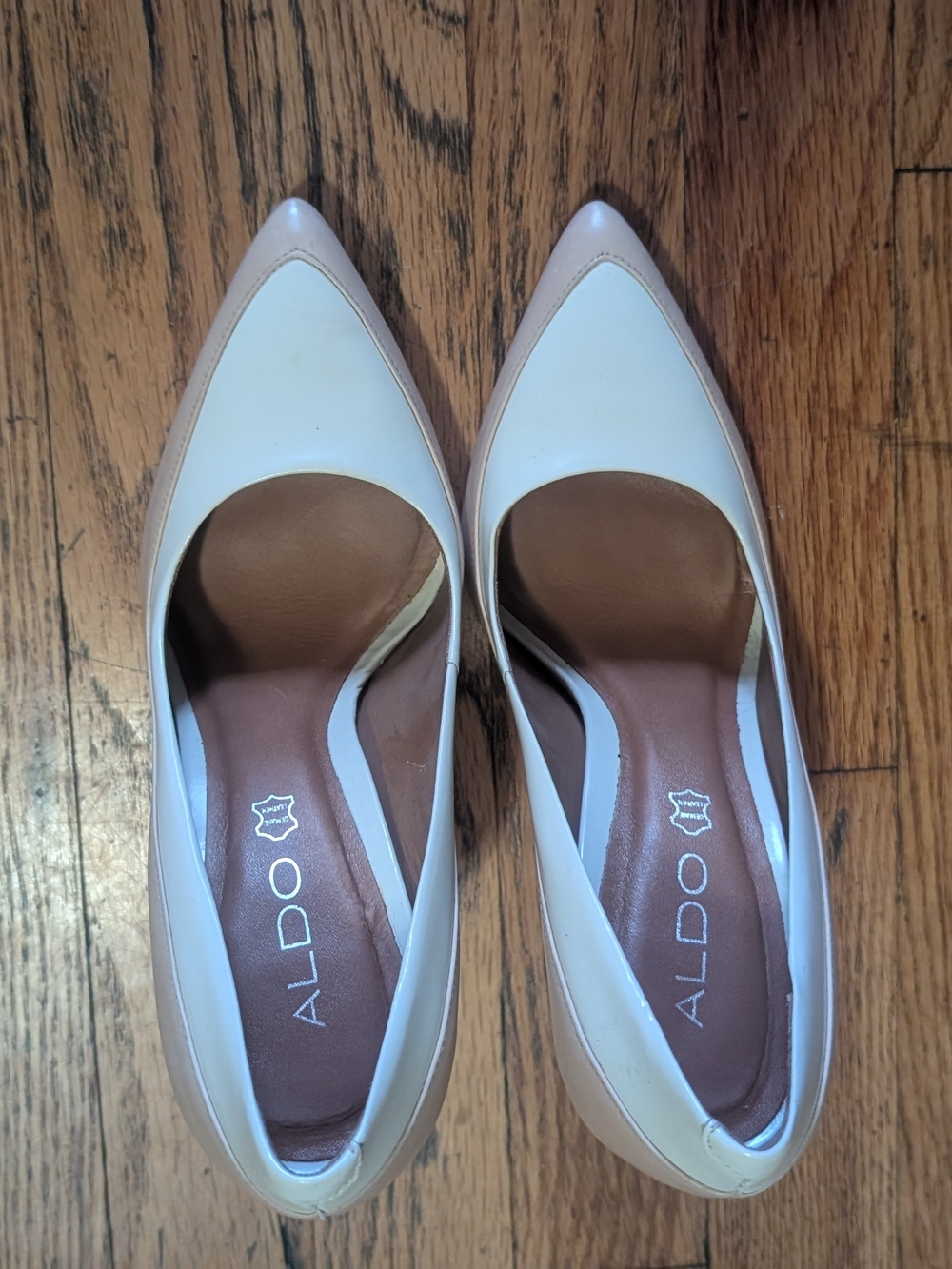 ALDO Women’s Pointed Toe Flats in White and Tan